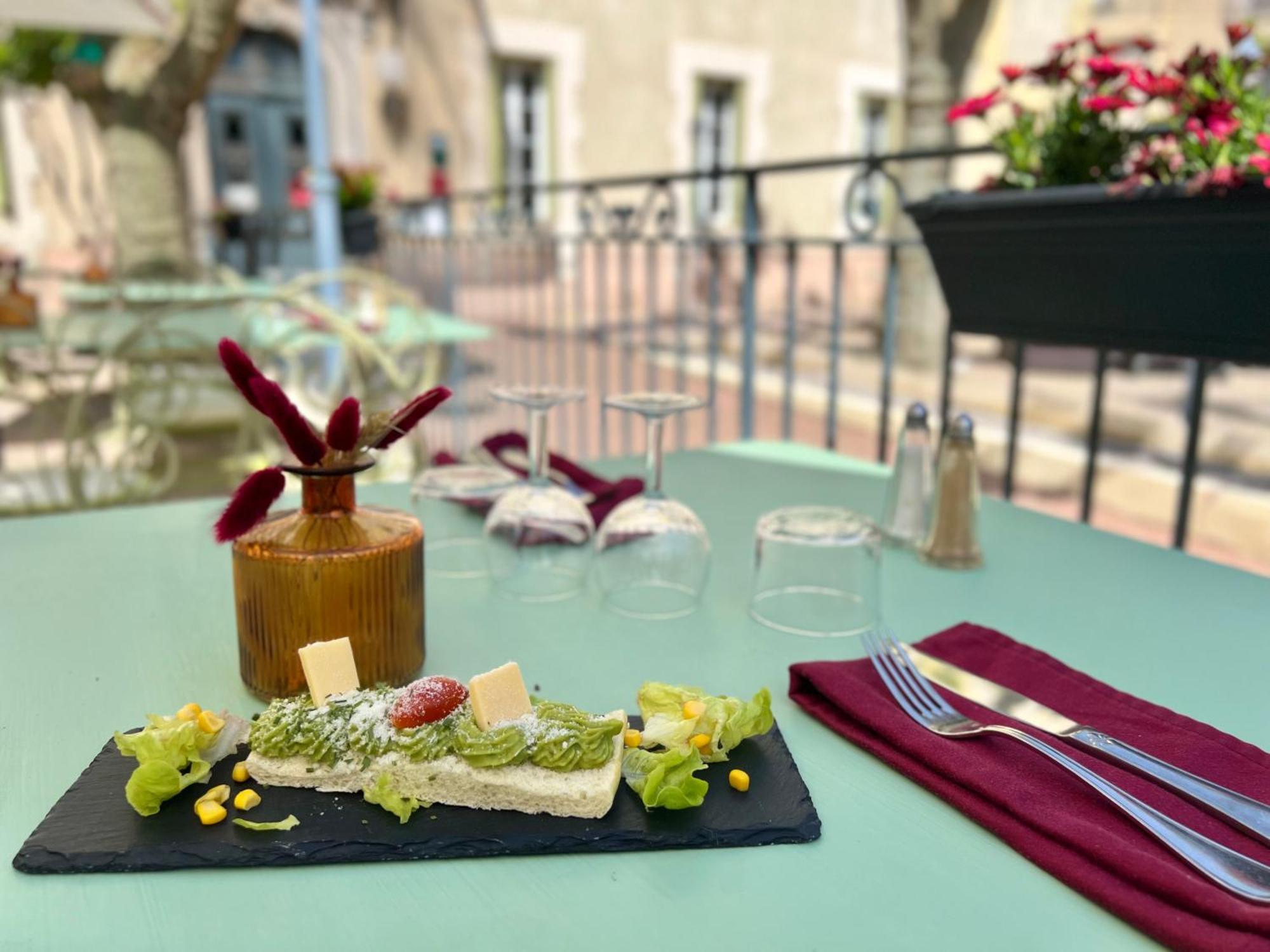 Logis Hotel Restaurant Des Thermes 拉马卢莱班 外观 照片